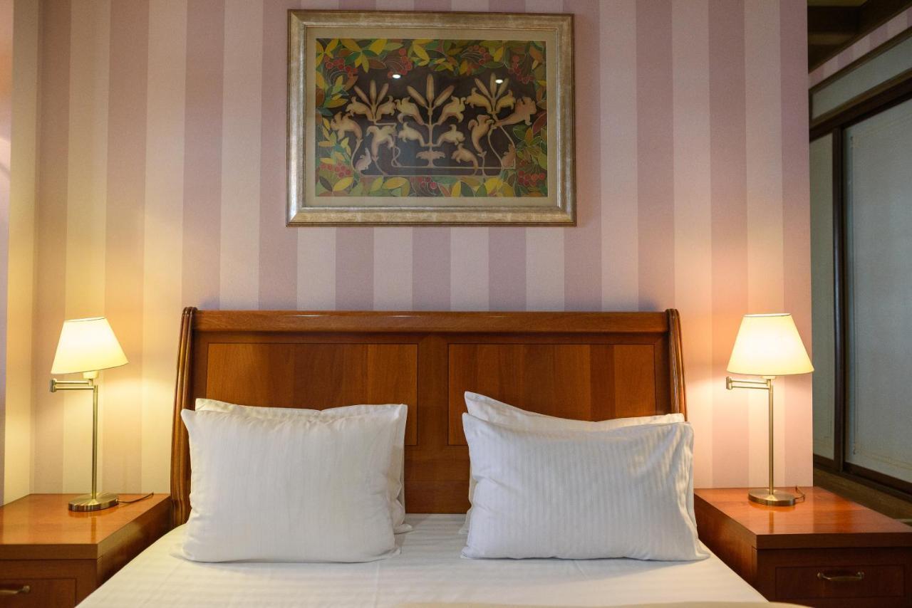 Apart-Hotel Chale Graal Truskavets Luaran gambar